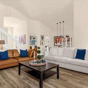 Luxury 4br At Ventura Golf And Country Club Orlando